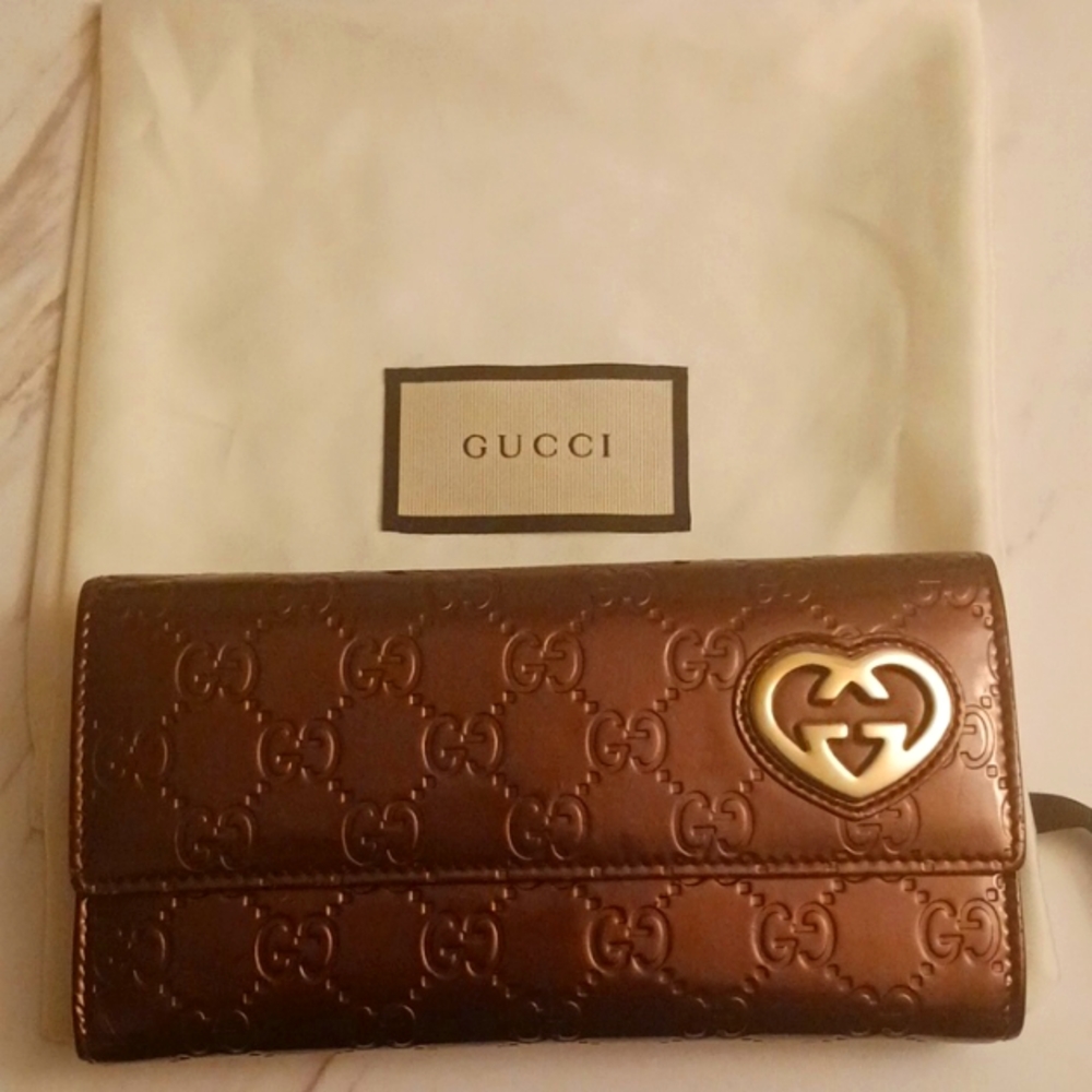 Gucci Guccissima GG Lovely Heart Patent Wallet